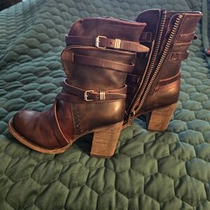 Freebird "Baker" Redish Brown Leather Boots